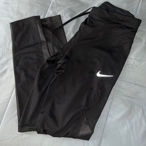 Black Nike tights
